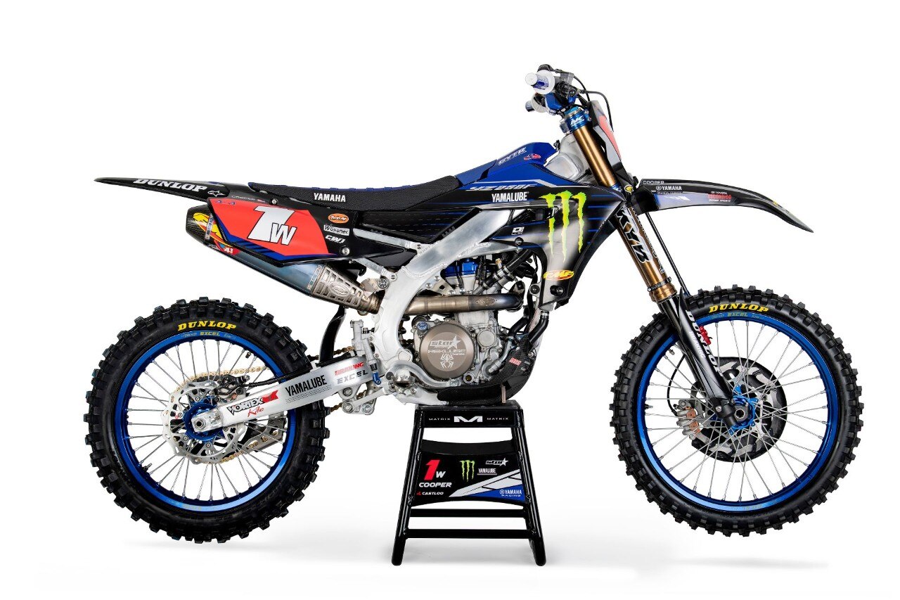 Team  Monster Energy Star Yamaha Racing 2022 Photo shoot